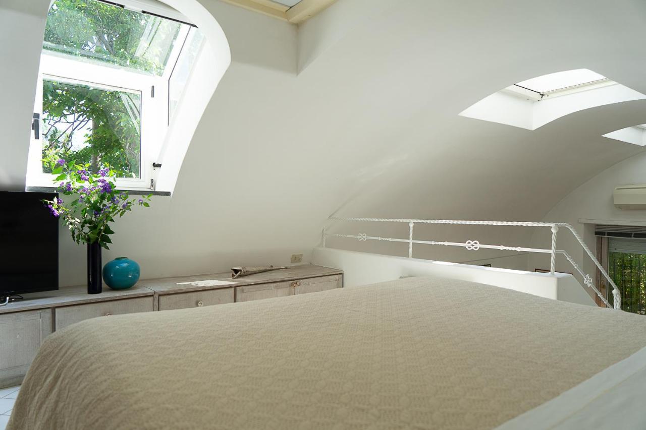 Villa Castello Apartments กาปรี ภายนอก รูปภาพ