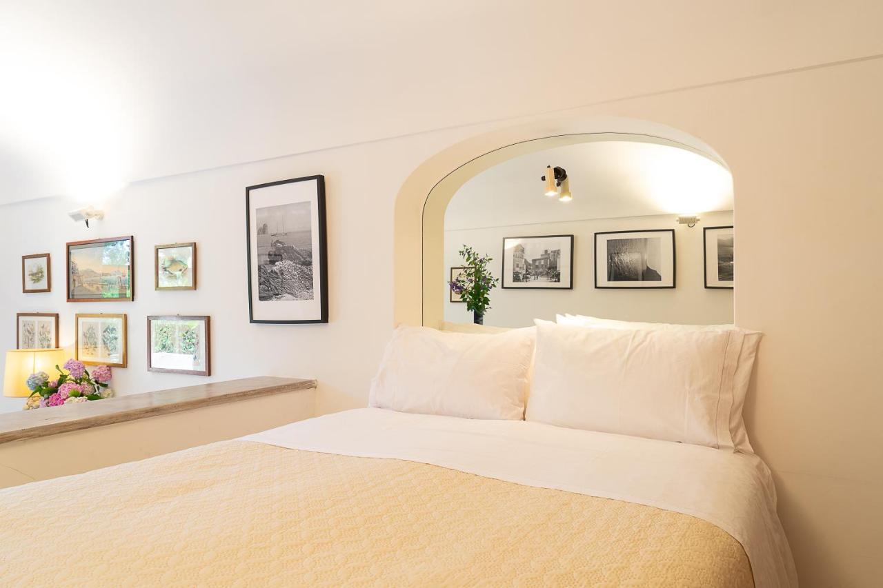 Villa Castello Apartments กาปรี ภายนอก รูปภาพ