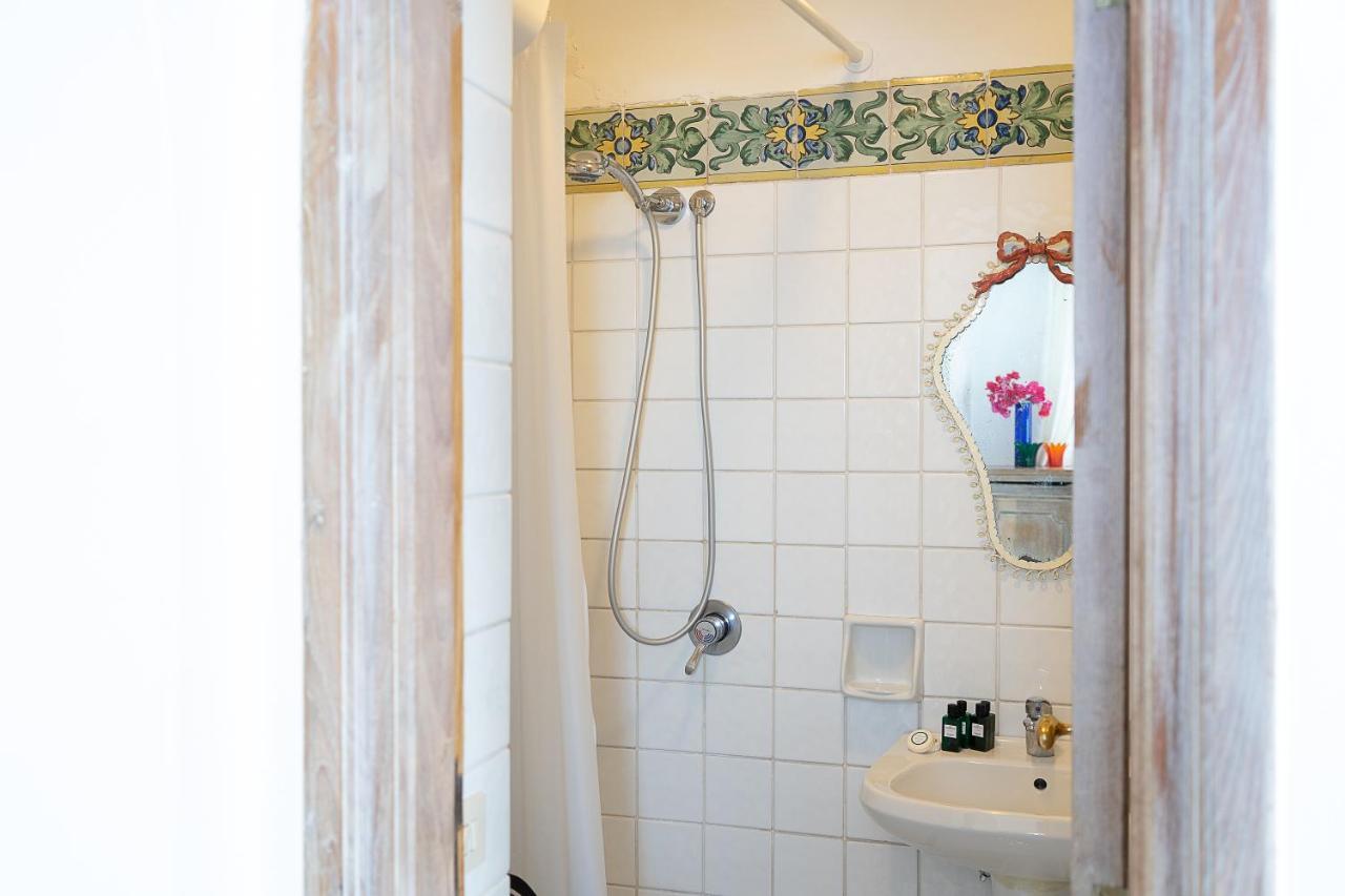 Villa Castello Apartments กาปรี ภายนอก รูปภาพ